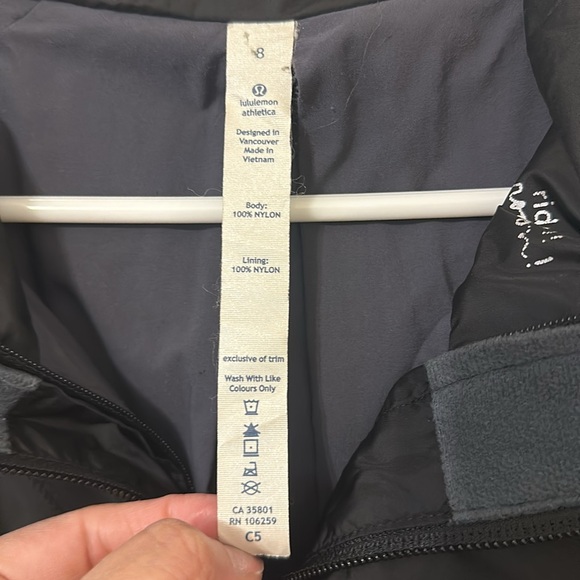 Lululemon Athletica Long Rain Jacket - Picture 4 of 6